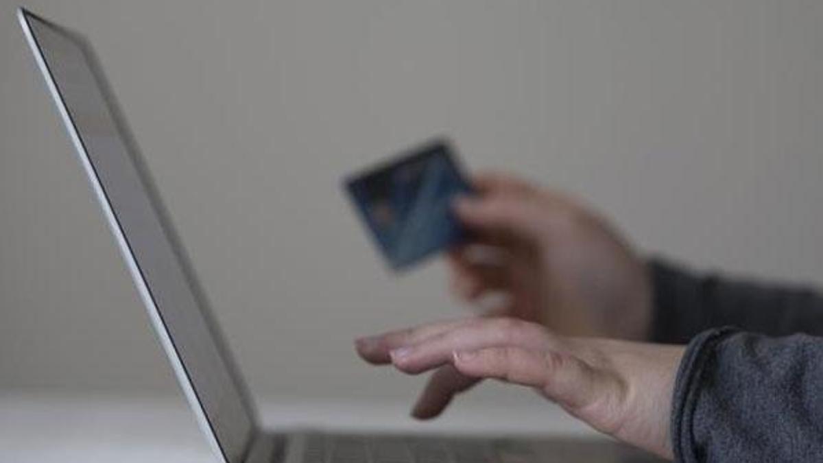 İnternetten alışveriş yapanlar güvensiz sitelere dikkat!