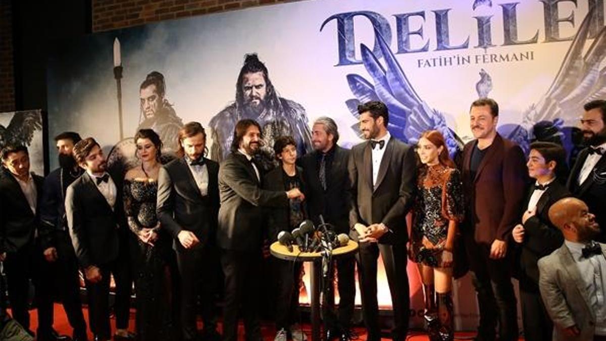 Deliler Fatih’in Fermanı filminin galası yapıldı!