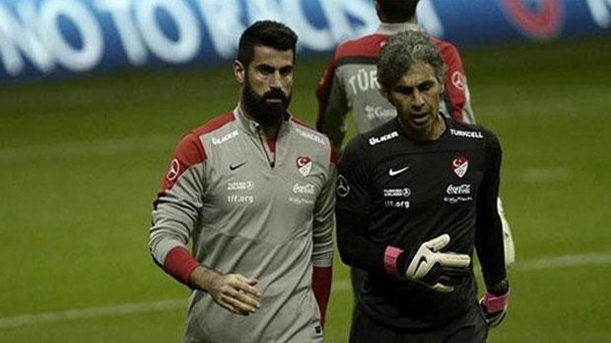Fenerbahçe'nin yeni kaleci hocası Alper Boğuşlu!