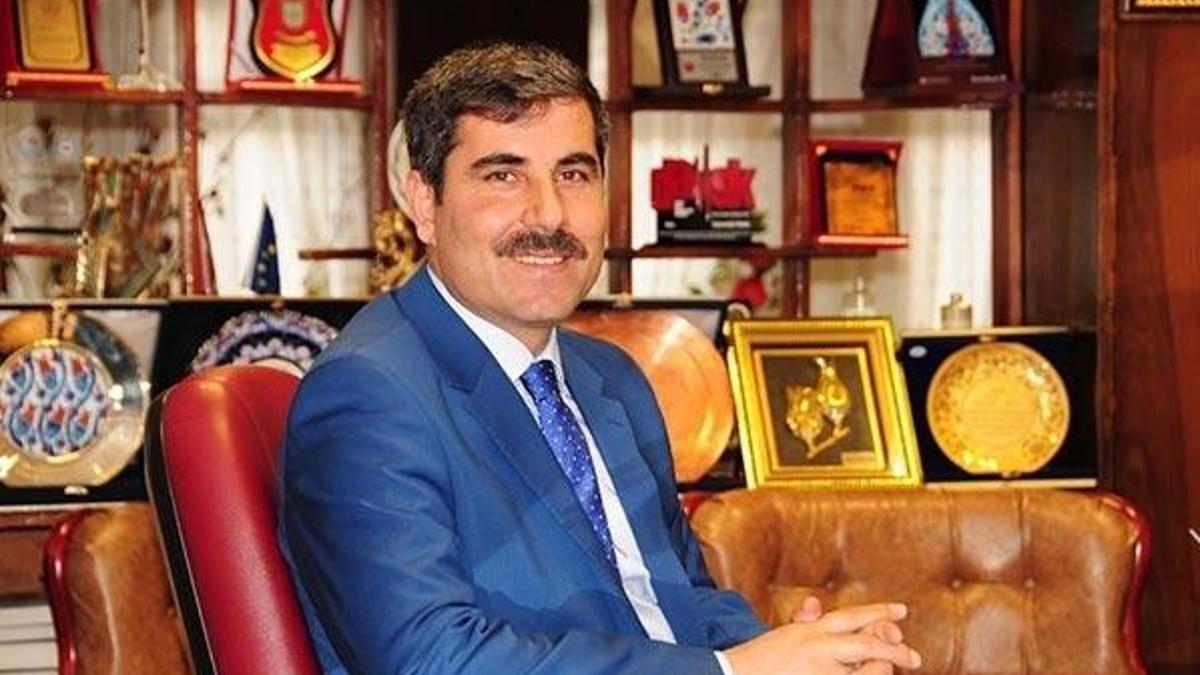 AK Parti Muş Belediye Başkan Adayı Feyat Asya kimdir?