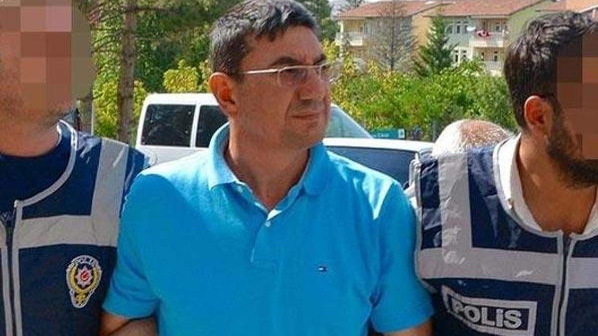 Hakim Burhan Yaz'a FETÖ'den hapis cezası