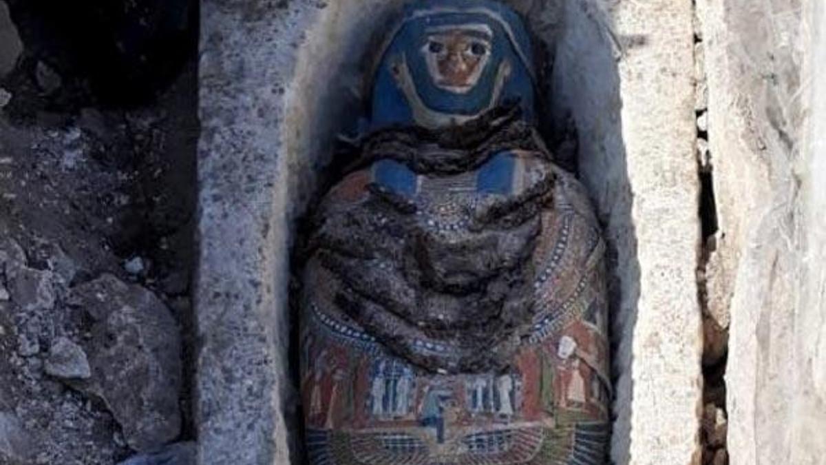 Üç bin yıl öncesine ait 8 mumya bulundu