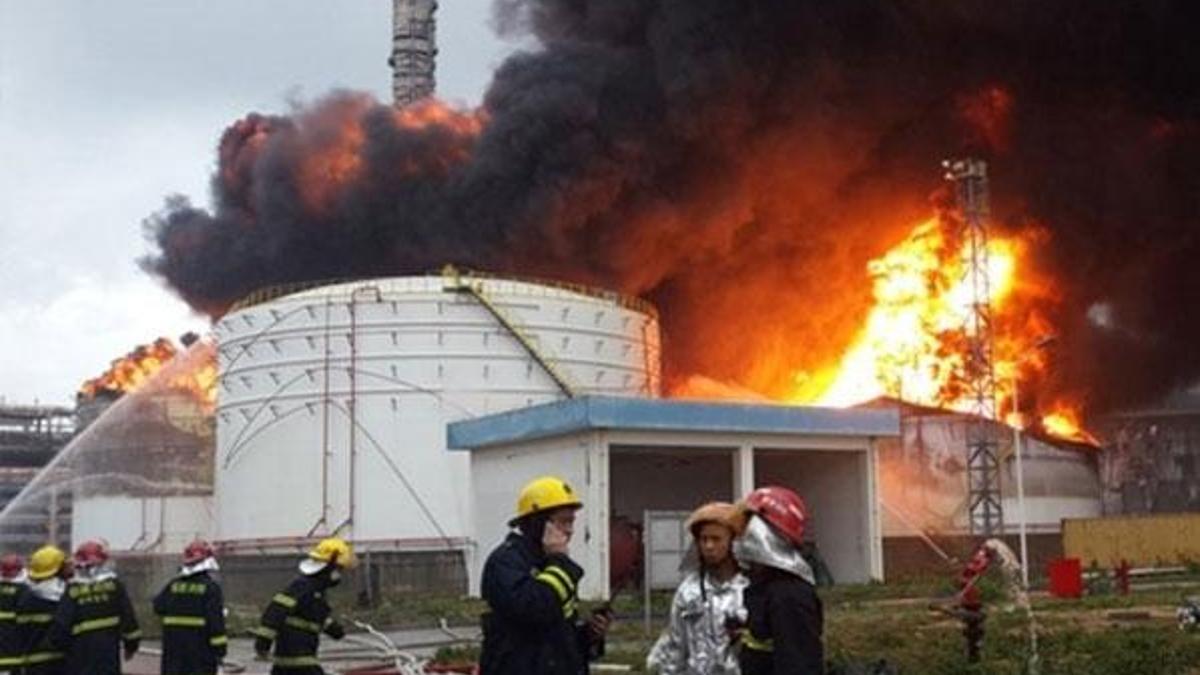 Çin'deki kimya fabrikası yakınındaki patlamayla ilgili 15 gözaltı