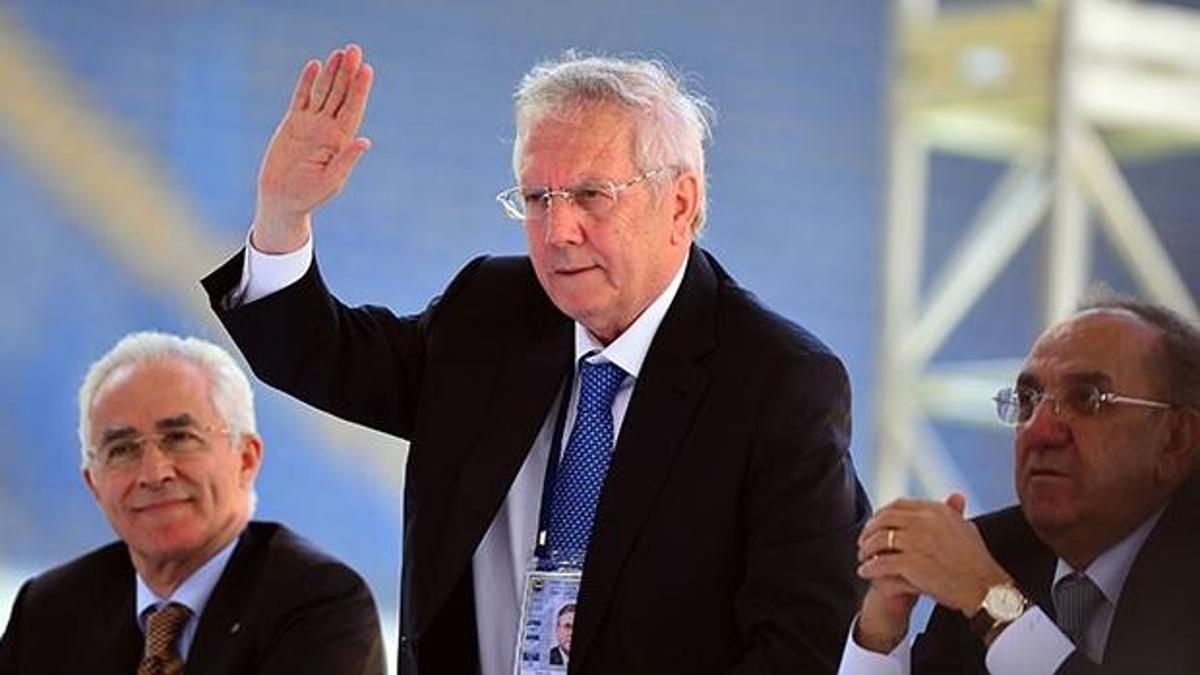 Ali Koç'a büyük şok! Aziz Yıldırım...