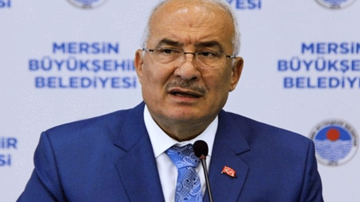 Mersin Büyükşehir Belediye Başkanı Kocamaz, İYİ Parti'ye geçti