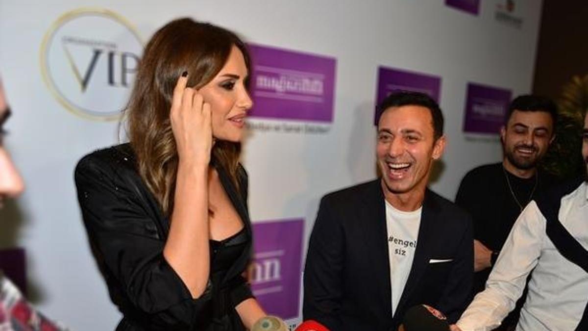 Mustafa Sandal'dan Emina Jahovic'e: Gel bi selam ver
