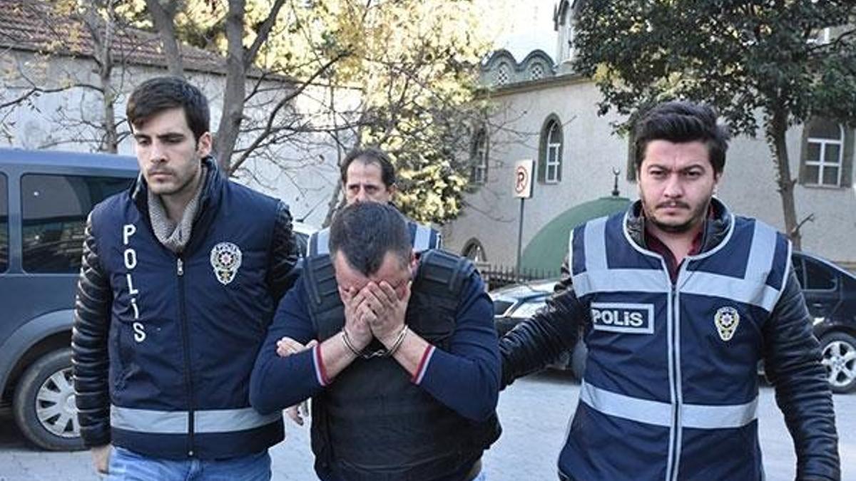 7 yaşındaki çocuğu katil babanın ailesine verdiler