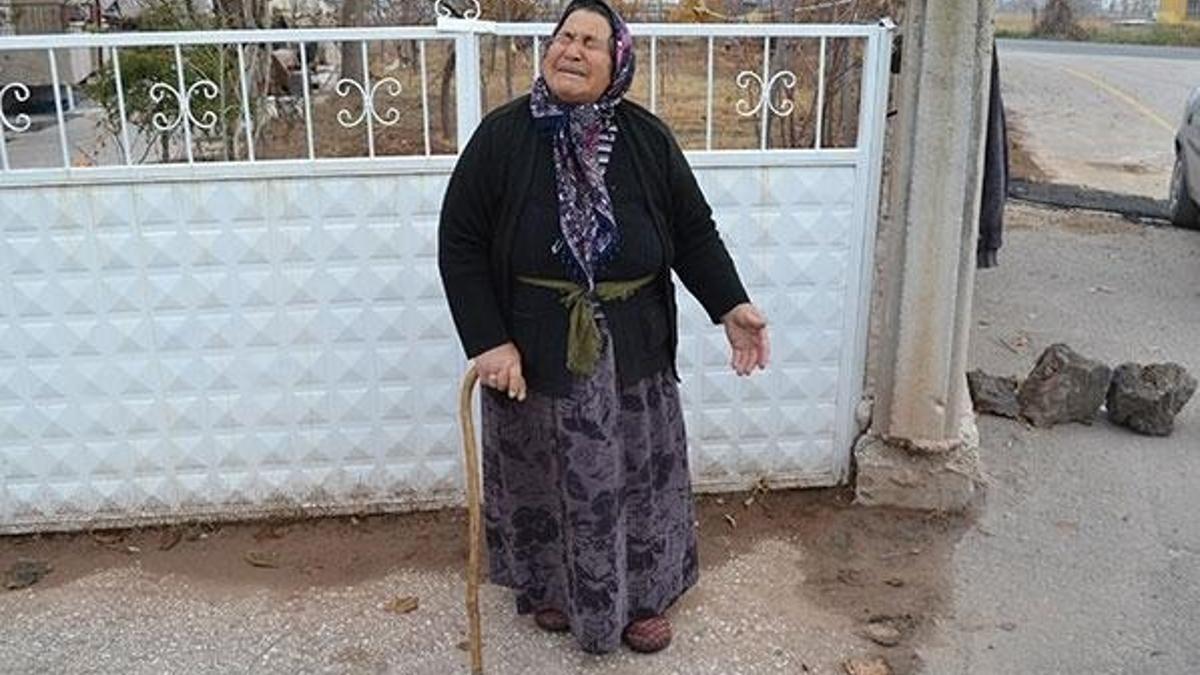 Hindileri çalınan yaşlı kadına 'AHBAP' sahip çıktı