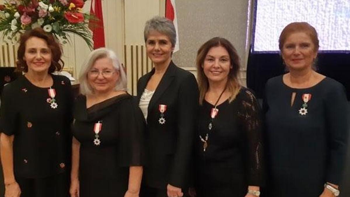 ’Tarihi uçuş’un mürettebatını unutmadı