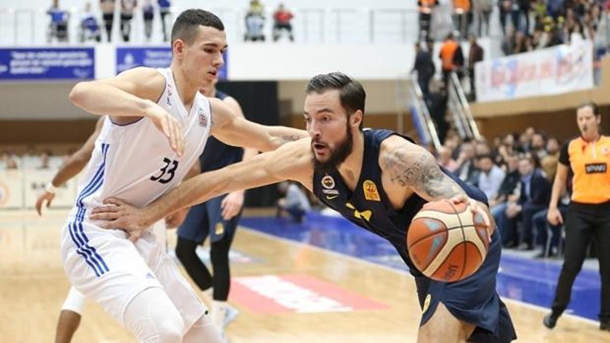 F.Bahçe ezip geçiyor! 20 maçta 19 galibiyet