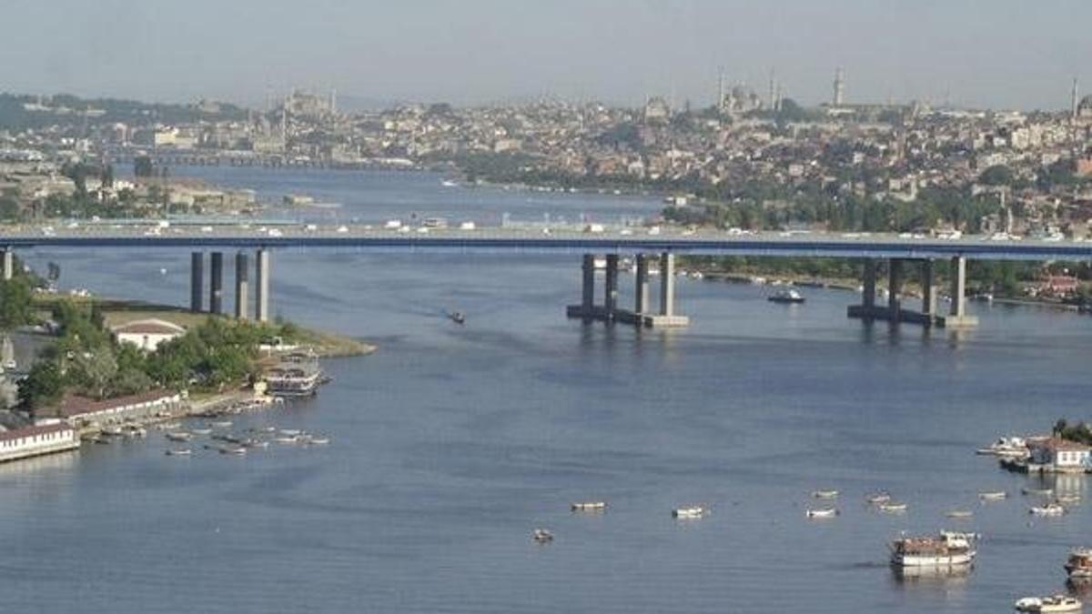 Atatürk, Galata ve Haliç Metro köprüleri gece deniz trafiğine  açılacak