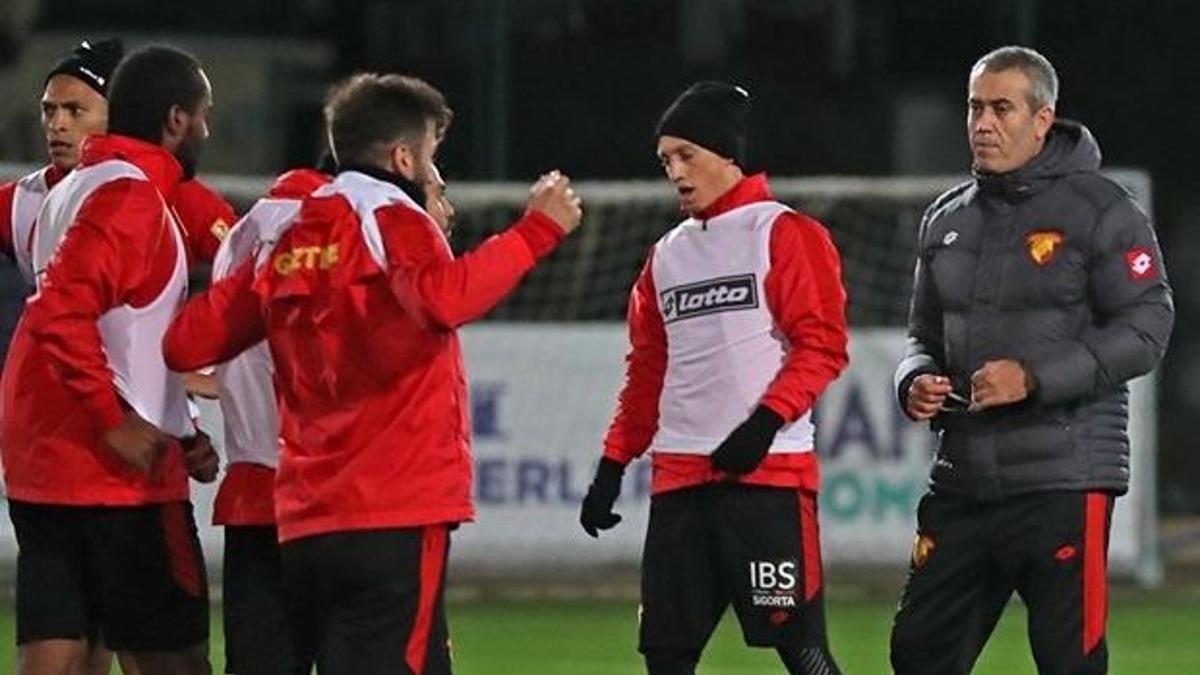 Göztepe'de Kemal Özdeş ilk antrenmanına çıktı