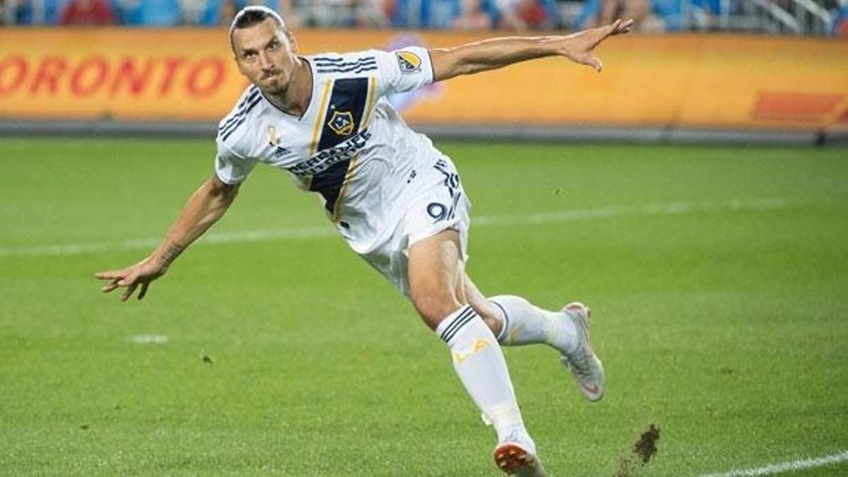 Ibrahimovic 6 aylığına geliyor!