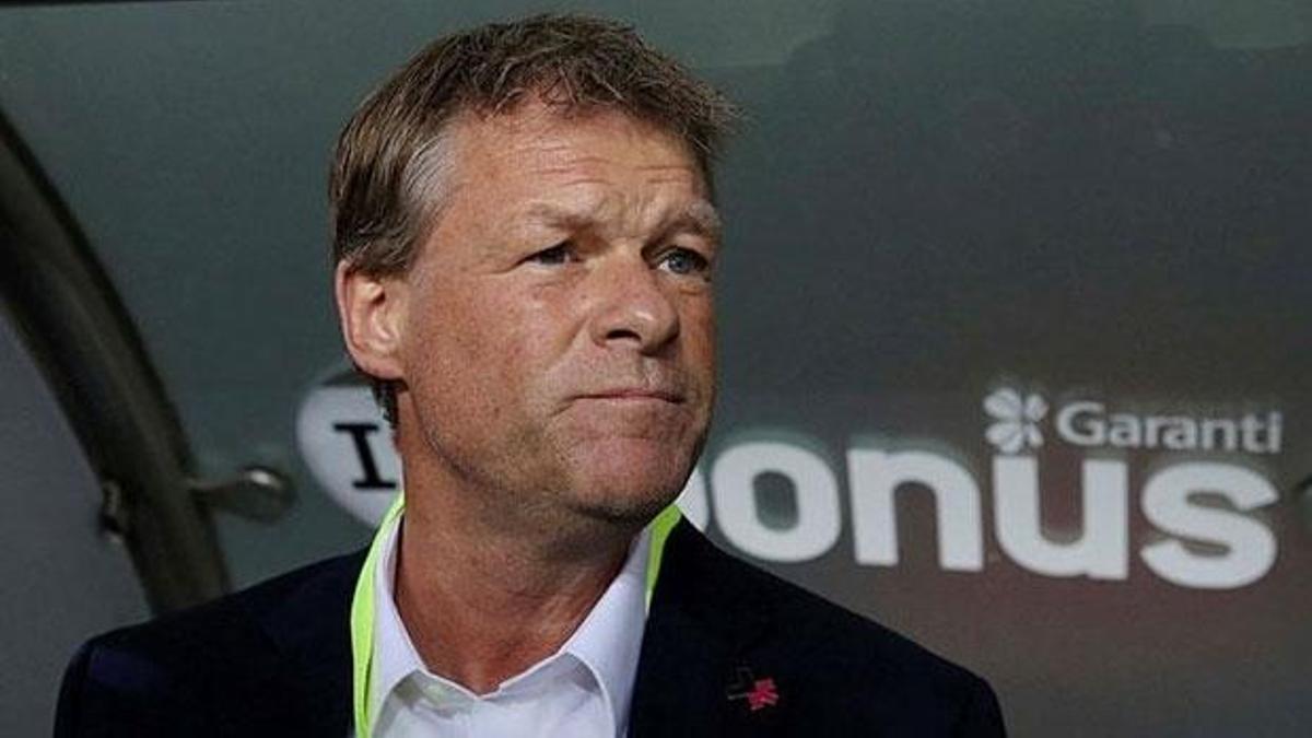 Fenerbahçe'de Erwin Koeman veda ediyor!