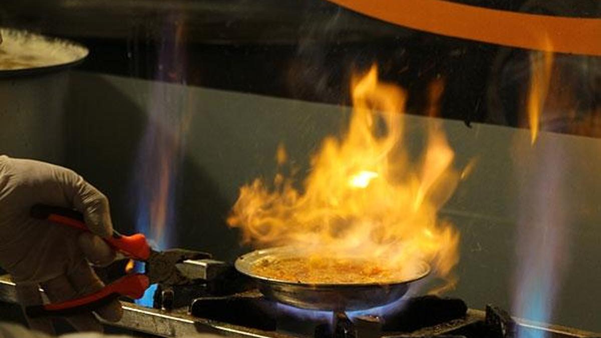 Beyran için sabah erken saatte geliyorlar