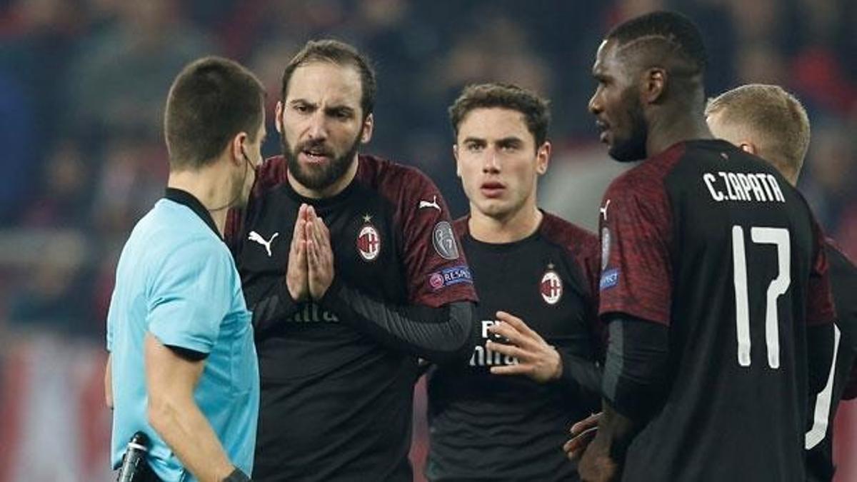 UEFA'dan Milan'a 12 milyon euro para cezası!
