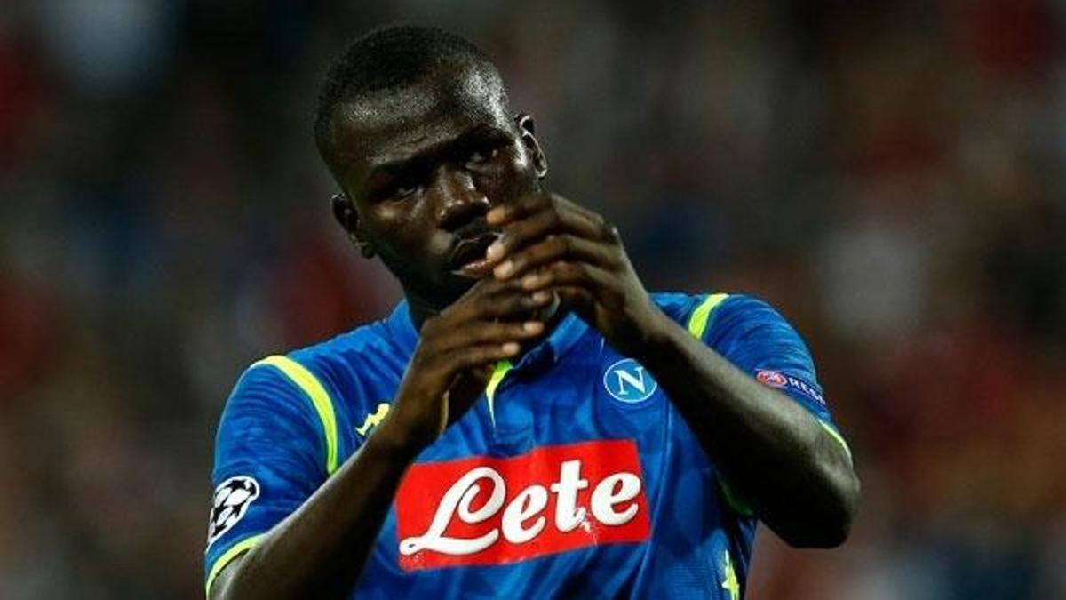 Manchester United'dan Koulibaly'ye 670 milyon!