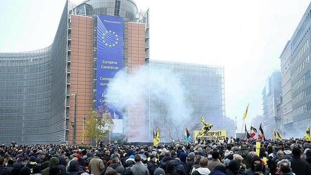 AB’den 'aşırı sağcılara' tepki