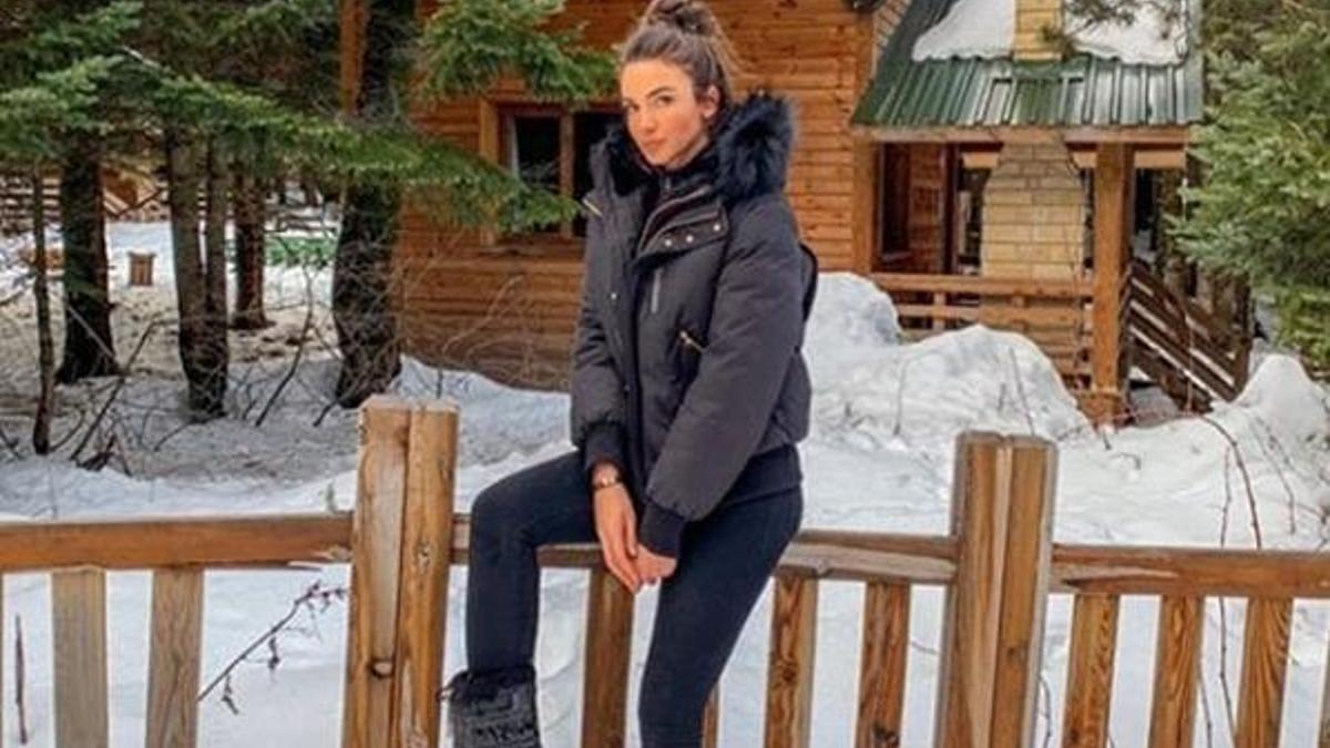 Açalya Samyeli Danoğlu'ndan kartpostal gibi poz