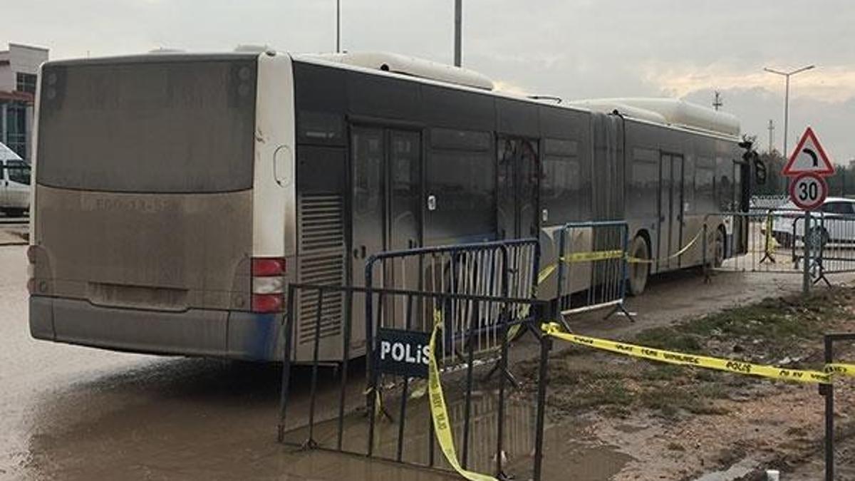 Otobüs, gazi ve avukatlara çarptı! Yaralılar var