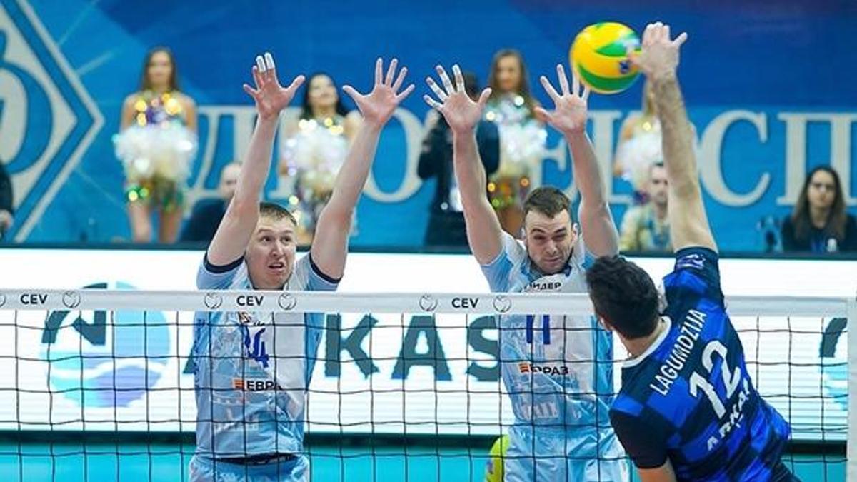 Arkas Spor, Rusya'da kaybetti