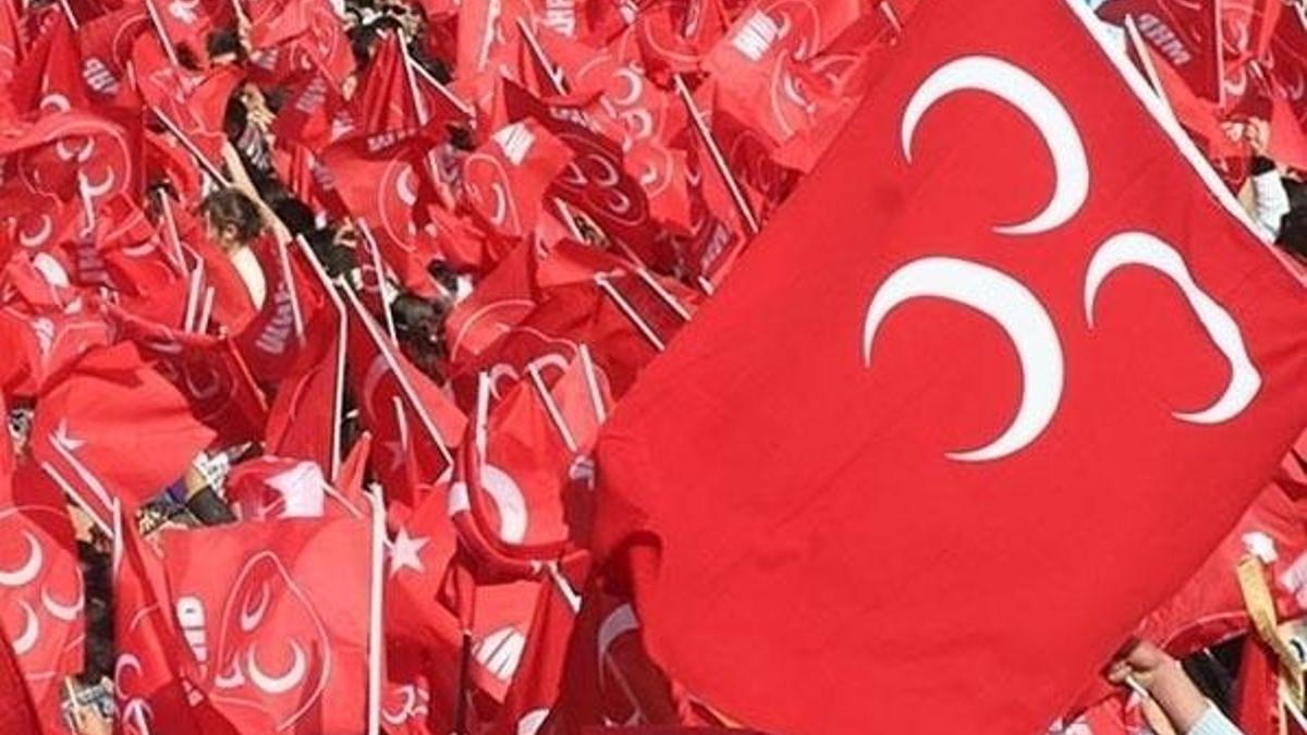 Mersin'de MHP'den istifa