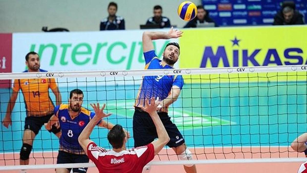 İstanbul Büyükşehir Belediyespor avantajı kaybetti