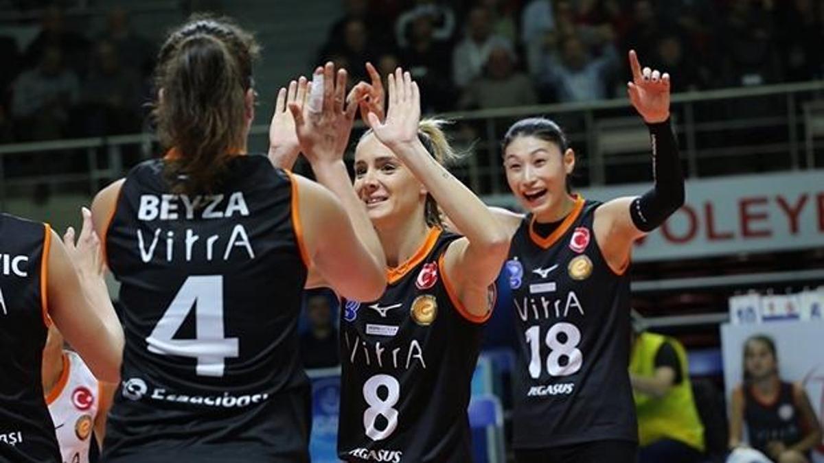 Eczacıbaşı deplasmanda set vermedi