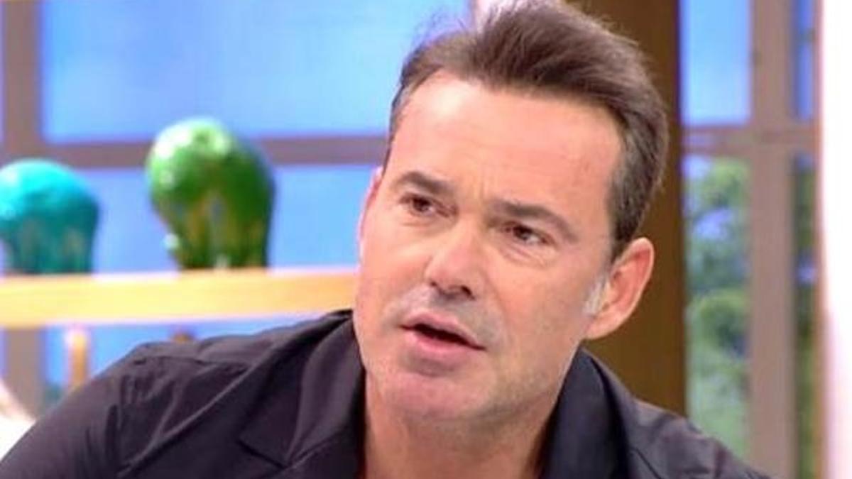 Murat Başoğlu'ndan takipçisine şok küfür!