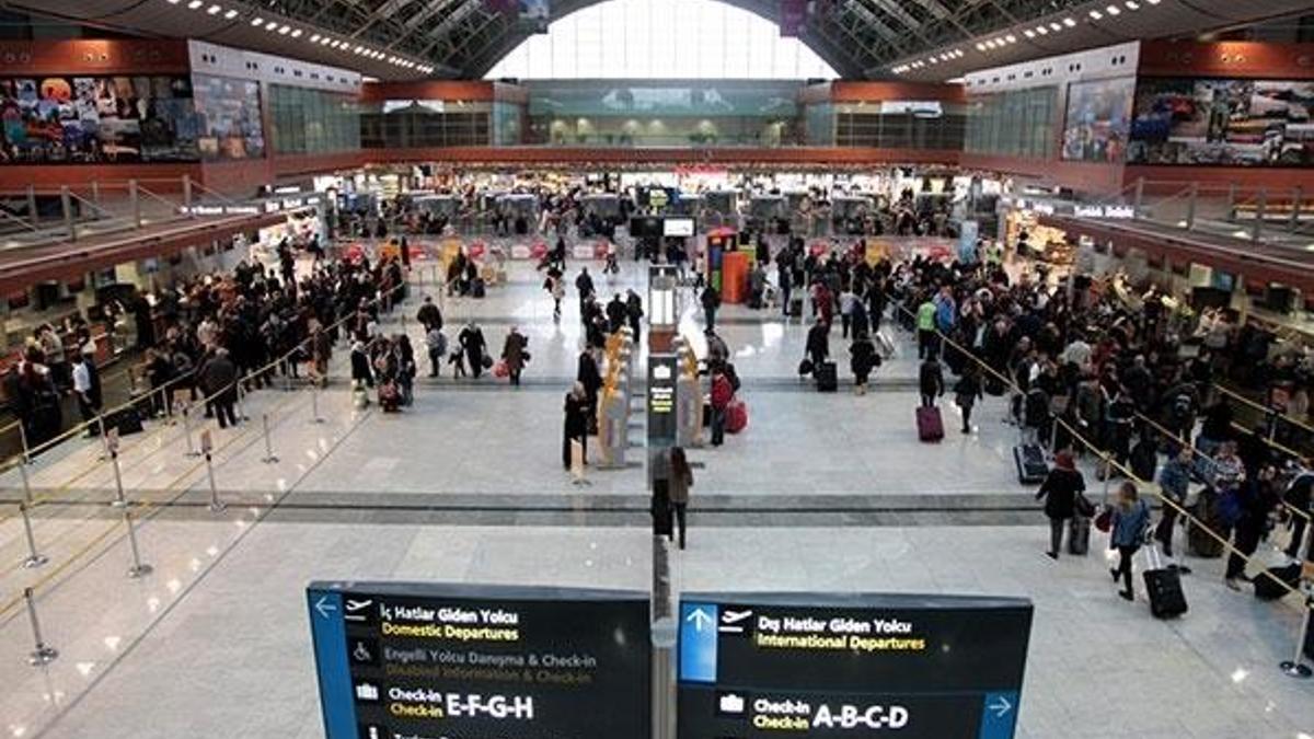 Havalimanlarında dış hat yolcu başına güvenlik ücreti alınacak