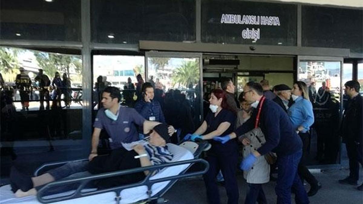 Ege Üniversitesi Hastanesi'nde yangın, hastalar tahliye edildi