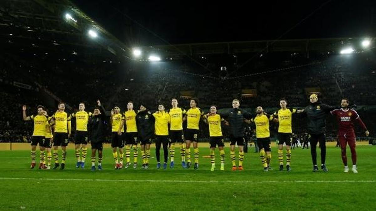 Borussia Dortmund ilk yarıyı galibiyetle tamamladı