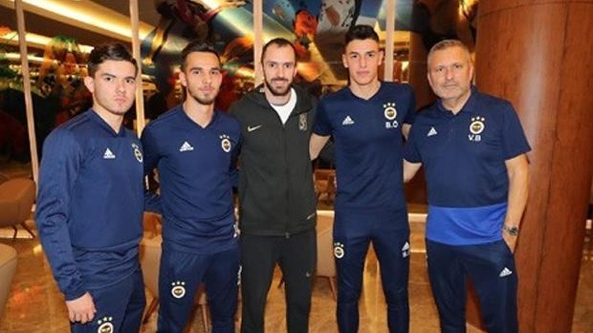 Ramil Guliyev, Fenerbahçeli futbolcuları ziyaret etti