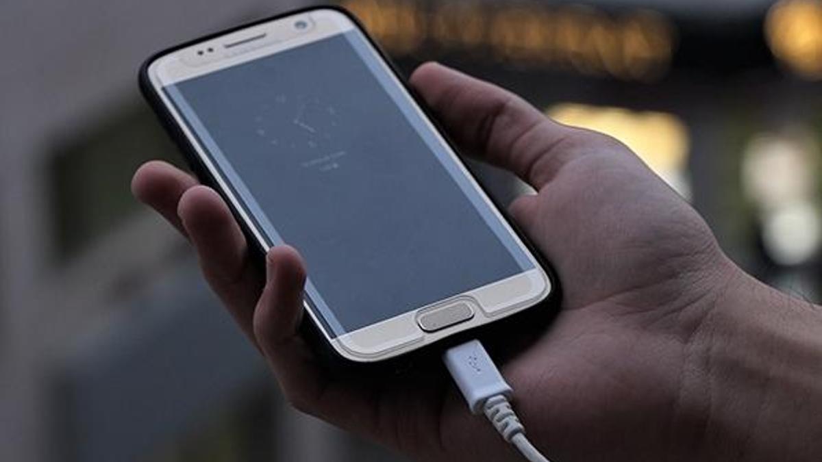 Cep telefonu kullanıcıları soğuk havalara dikkat