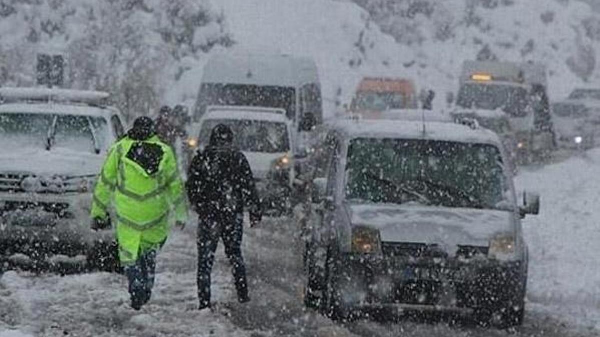 Meteoroloji'den kar ve fırtına uyarısı