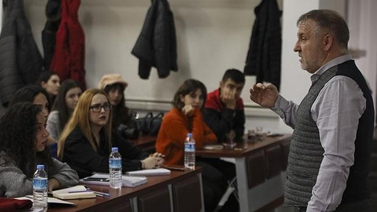 Mesut Bakkal, İletişim Fakültesi öğrencileriyle buluştu!