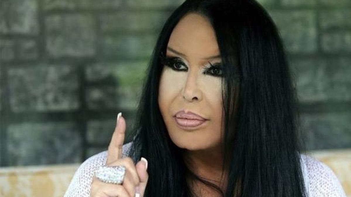 Bülent Ersoy mekan bastı!