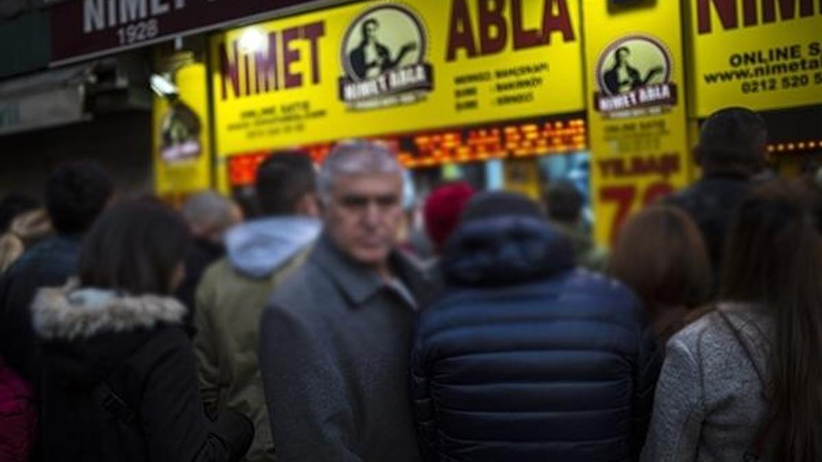 Olay iddia: Bir kişi Nimet Abla'dan 30 bin adet Milli Piyango bileti almış!