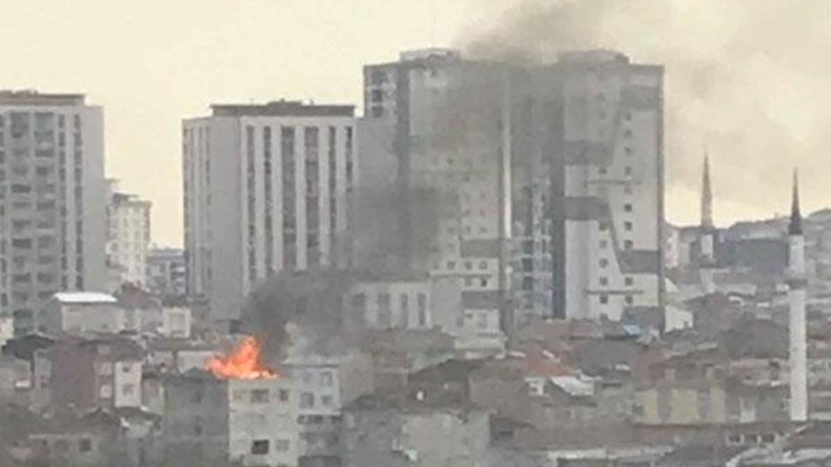 Bağcılar'da korkutan yangın!