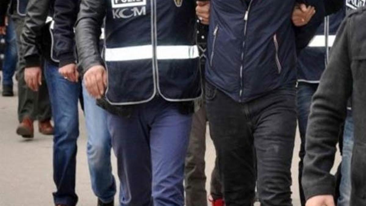 İcra müdürü ve kardeşlerine operasyon!