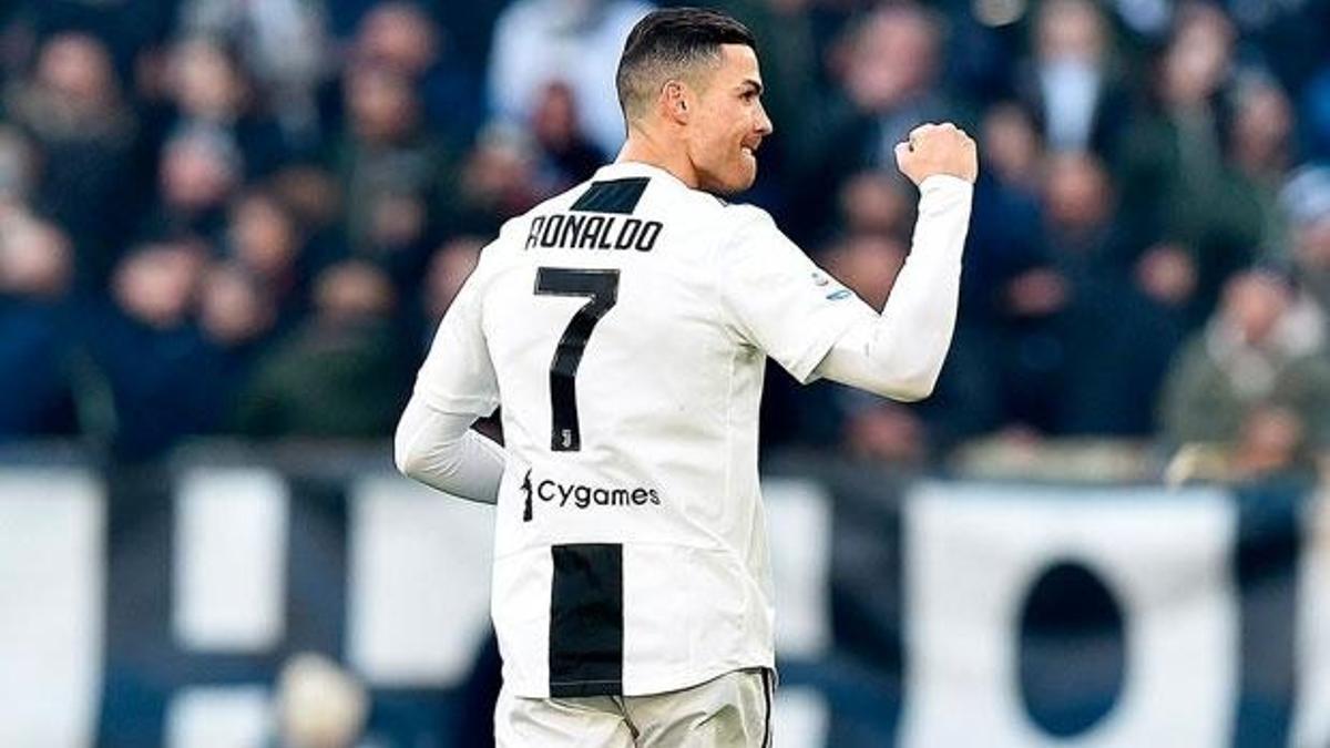 Ronaldo 2019'un ilk ödülünü aldı!
