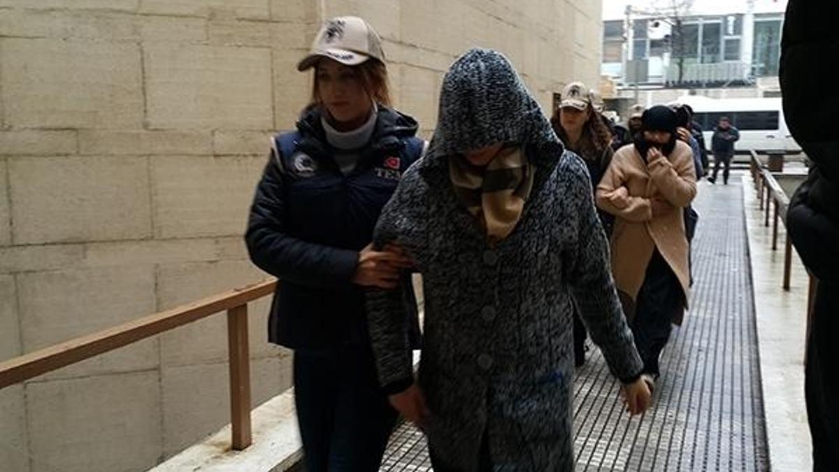 İnterpol tarafından aranırken Bursa'da yakalanan kadınlardan şok ifade