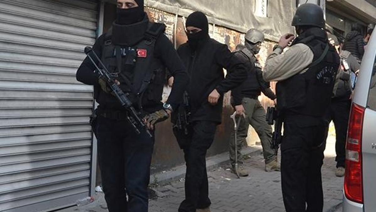 Terör örgütü PKK'nın gençlik yapılanmasına operasyon