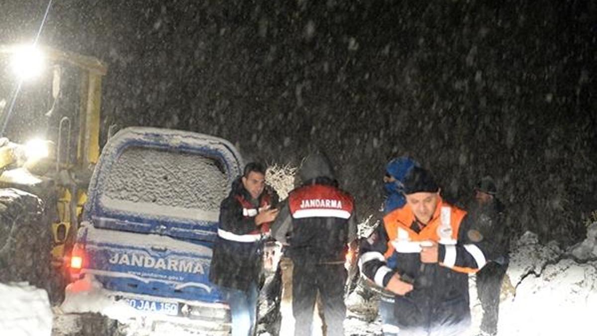 Yaylaya gidenler mahsur kaldı! Kurtarma operasyonu sürüyor...