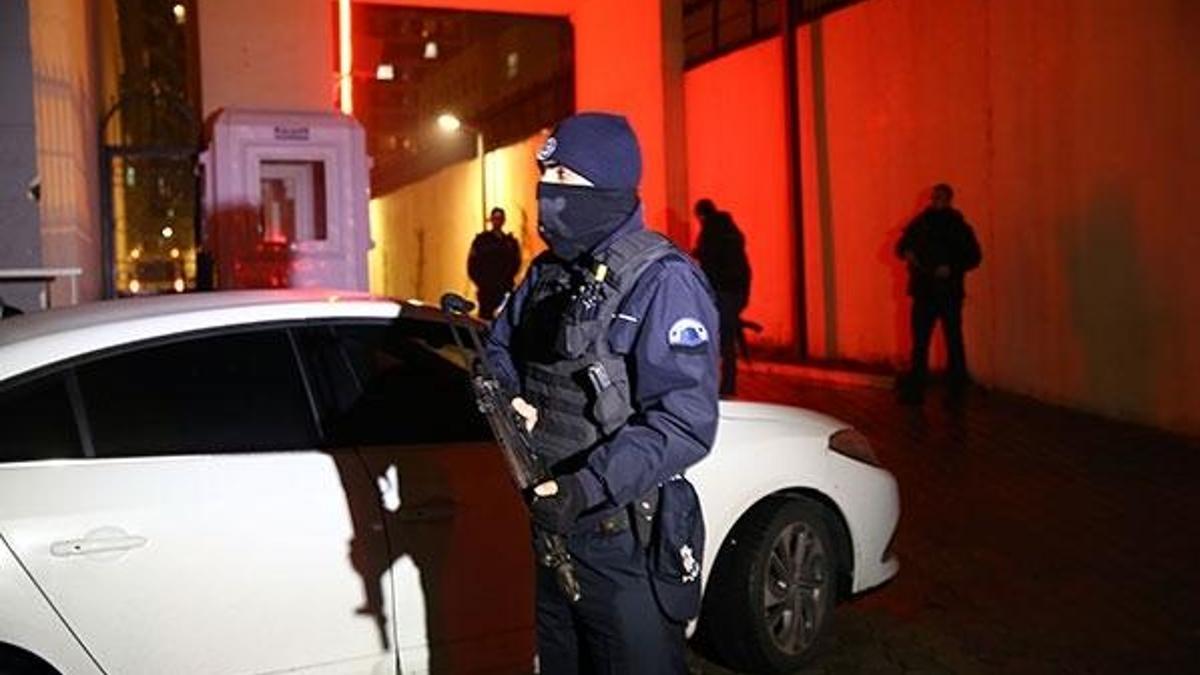 Reina saldırısında 2 polis yargılanacak