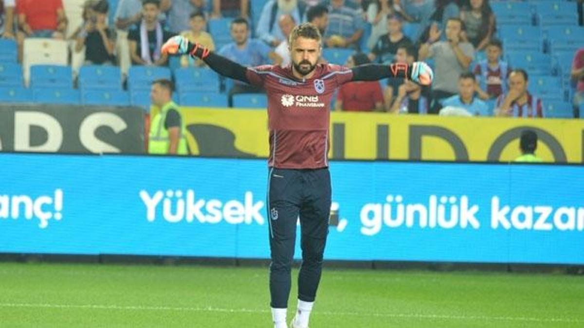 Onur Kıvrak'ın sözleşmesi feshedildi!