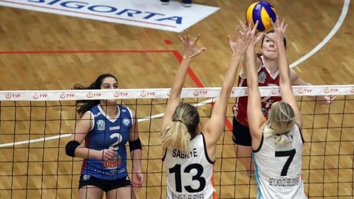 Nilüfer Belediyespor, finalde Eczacıbaşı'nın rakibi oldu
