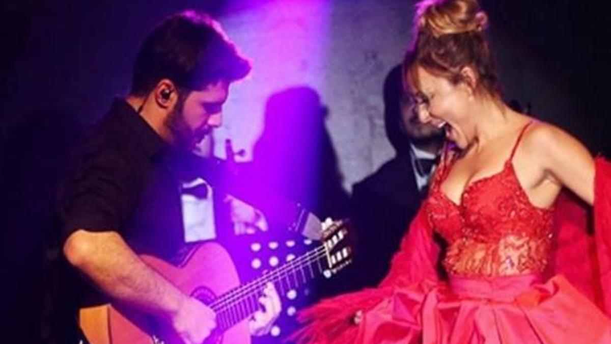 Ziynet Sali'ye 10 yaş küçük sevgili