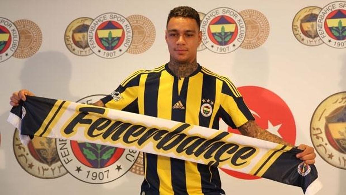 Fenerbahçe ile Van der Wiel duruşması yarın!