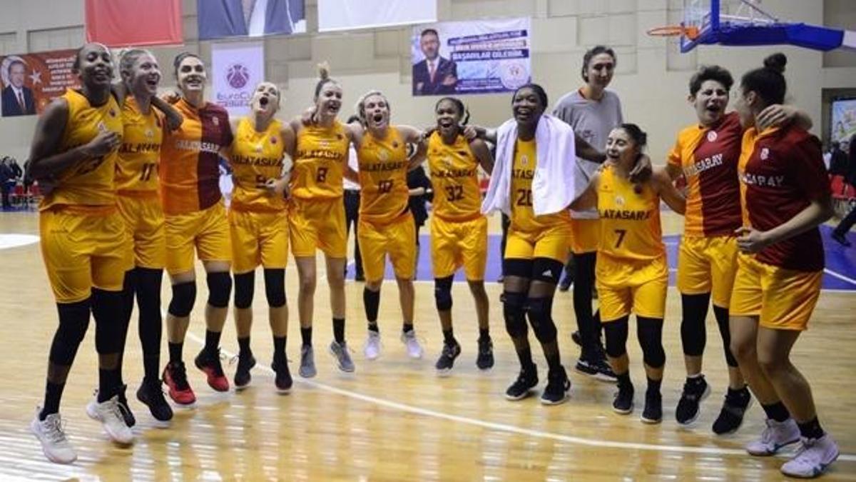 Galatasaray, son 16 turuna yükseldi